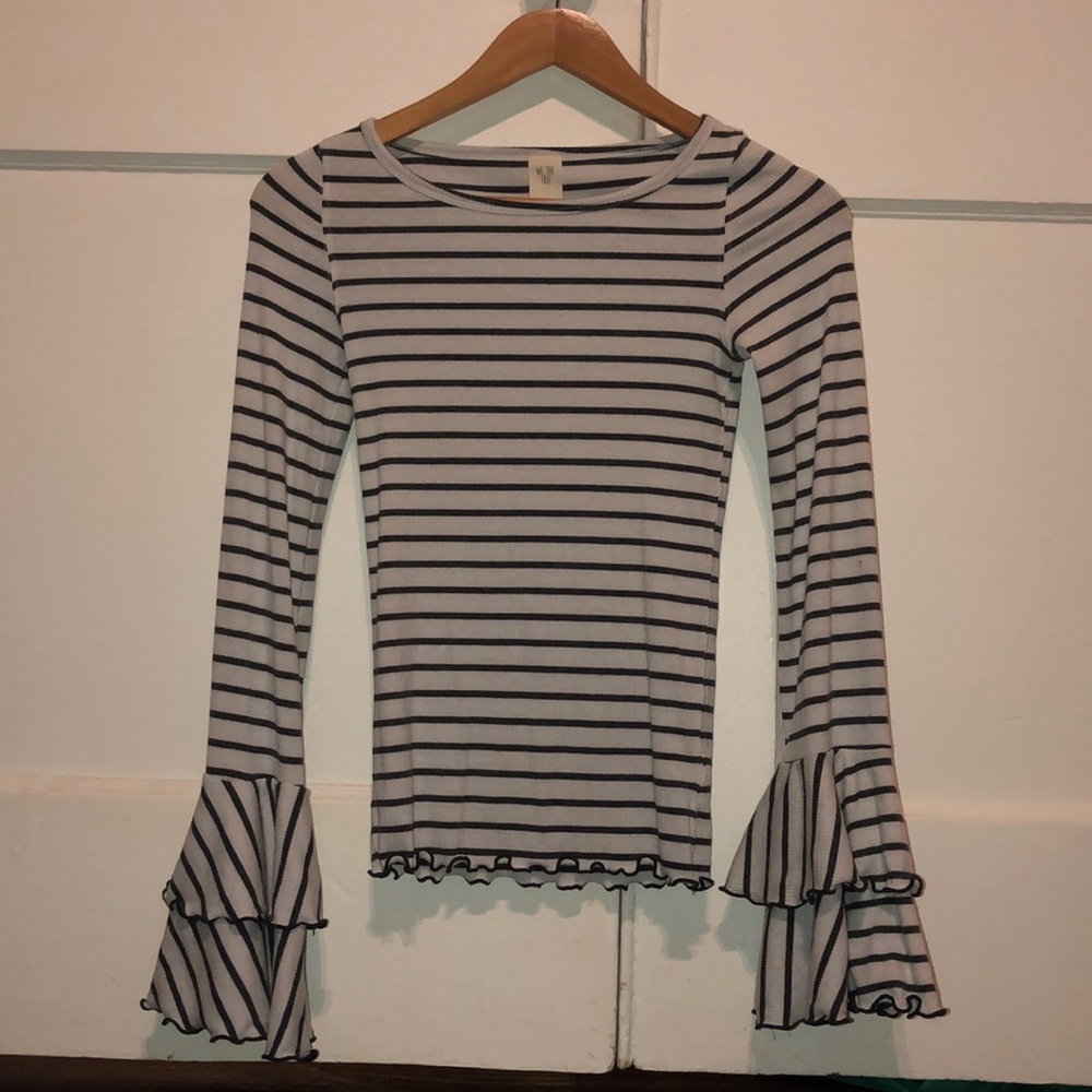 Ruffled Sleeve Top